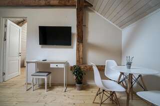 Отель HOTEL N°10 Львов Семейный номер-12